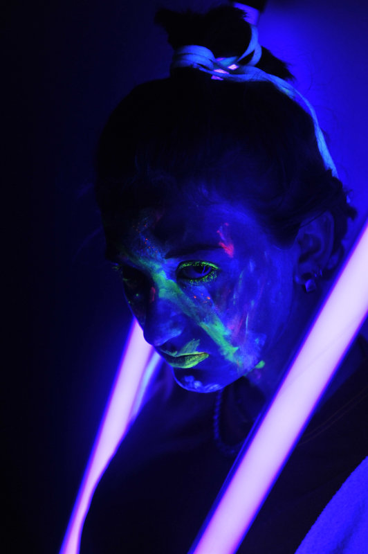 Lisa Blacklight 1