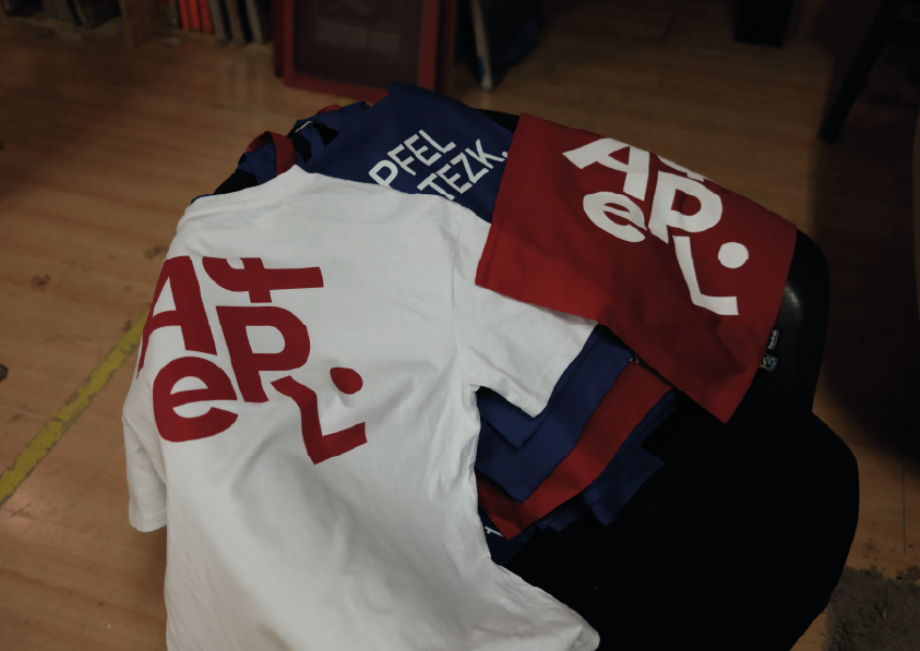 Apfel – stacked prints